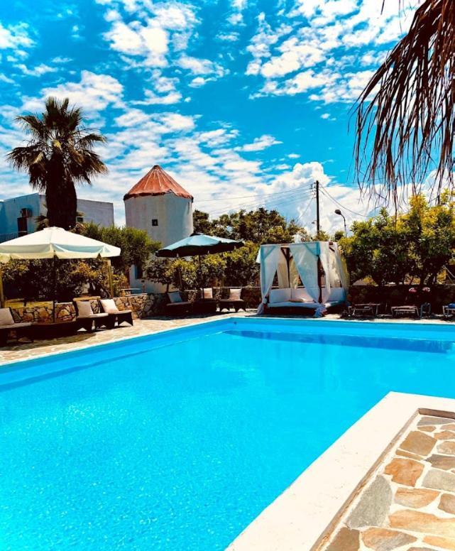 Royal Club Hotel - Aqua Poolside Bliss Manolas 외부 사진
